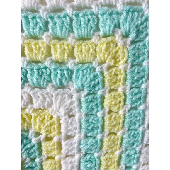 Vintage Crochet Baby Receiving Blanket Handmade 25" Square Afghan Nursery - Picture 4 of 6
